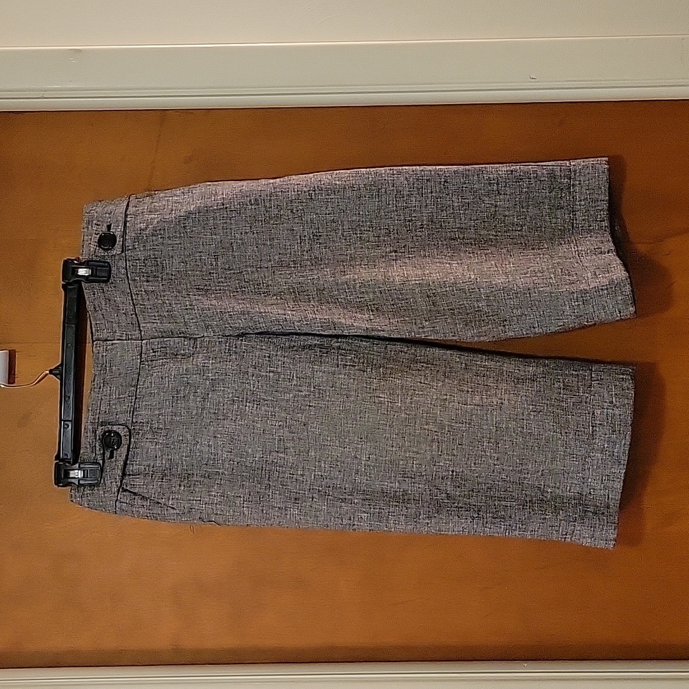 Limited Casdidy Fit Cropped Pant 6